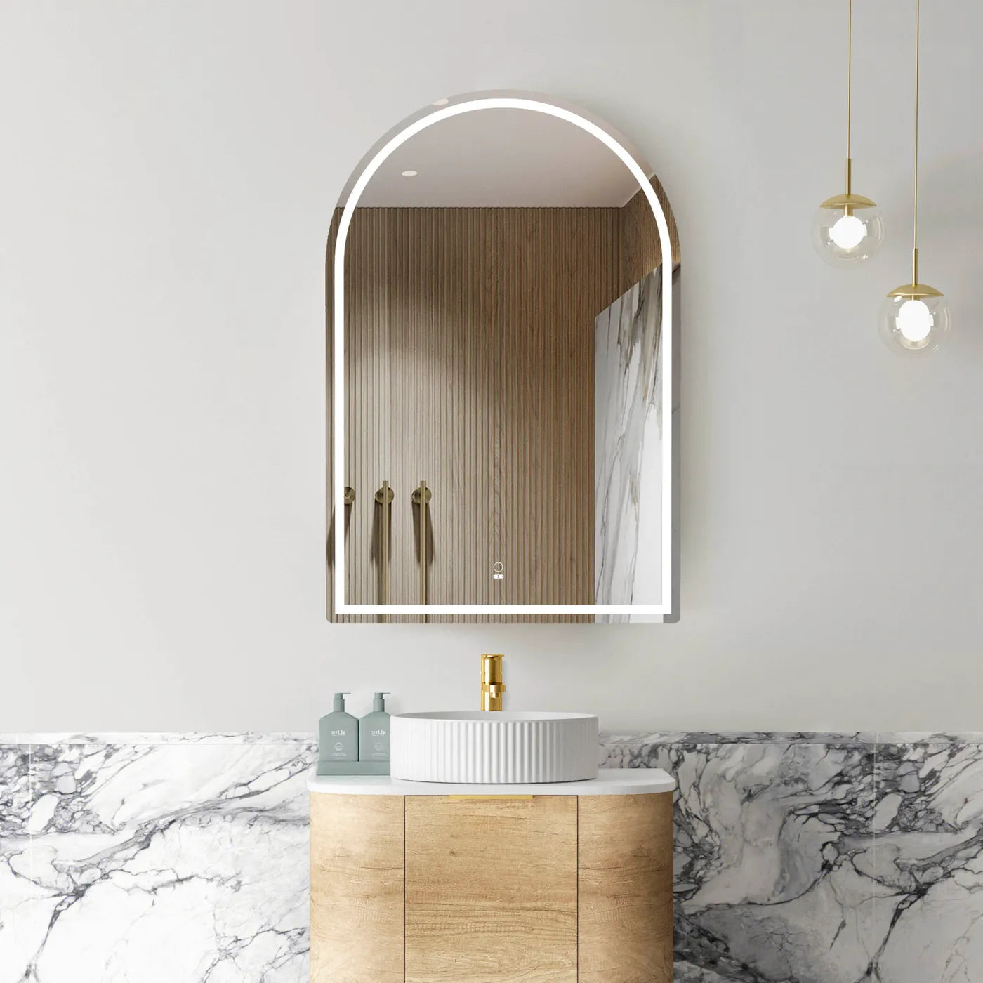 LED arch natural oak 600mm shaving cabinet