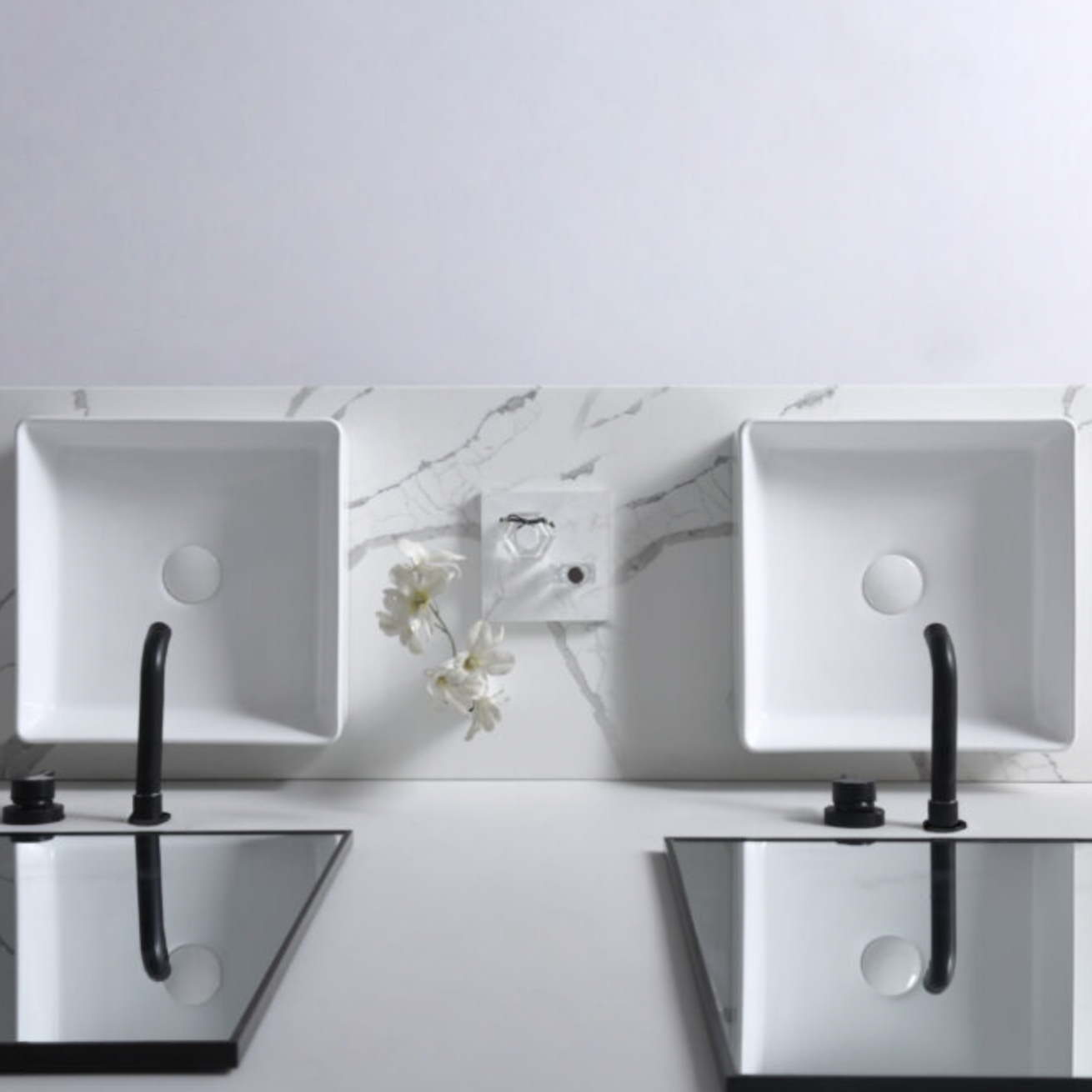 Aulic Macleod Square Gloss White Basin 365x365