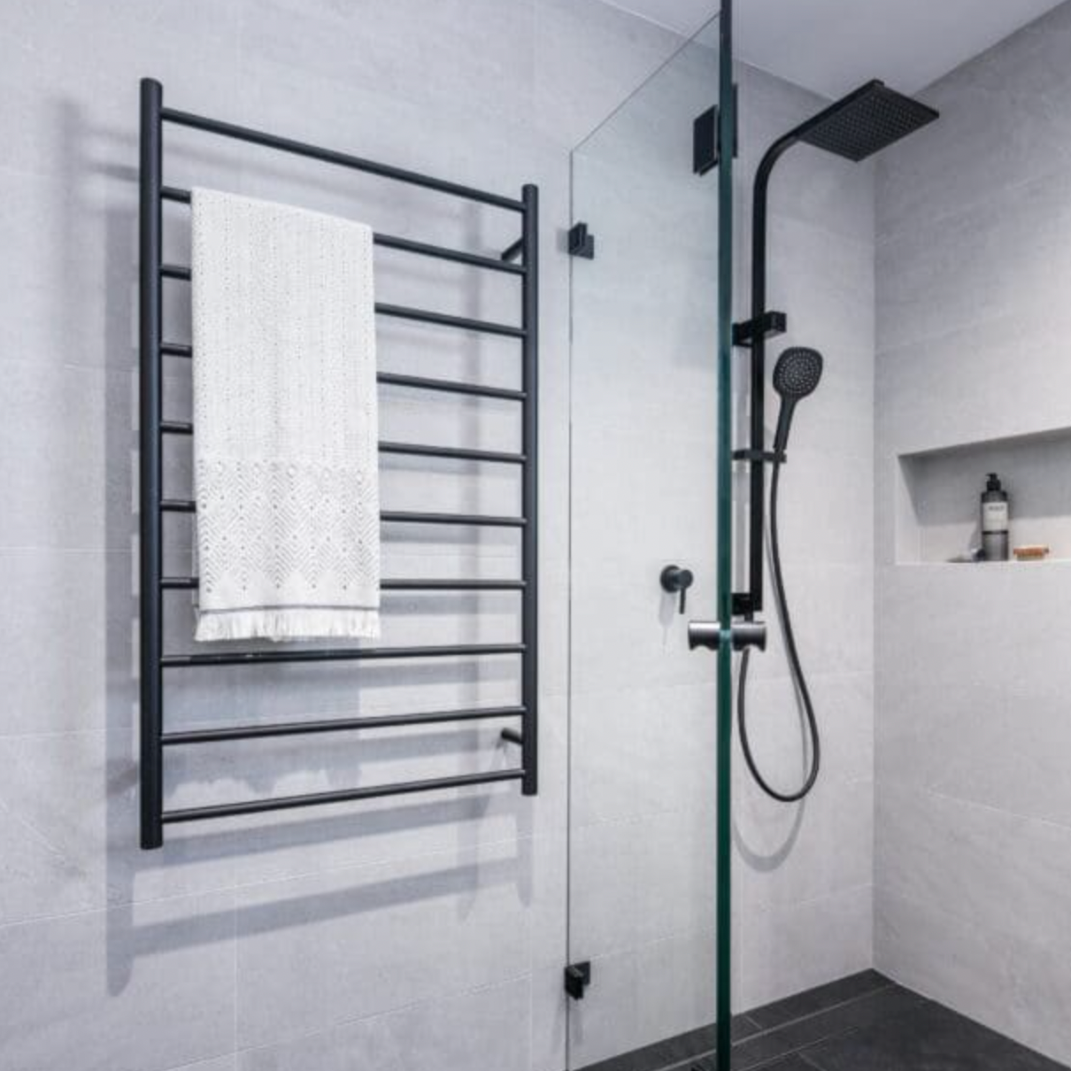 Thermogroup 10 Bar Thermorail Matte Black Round Heated Towel Rail 1200x700mm