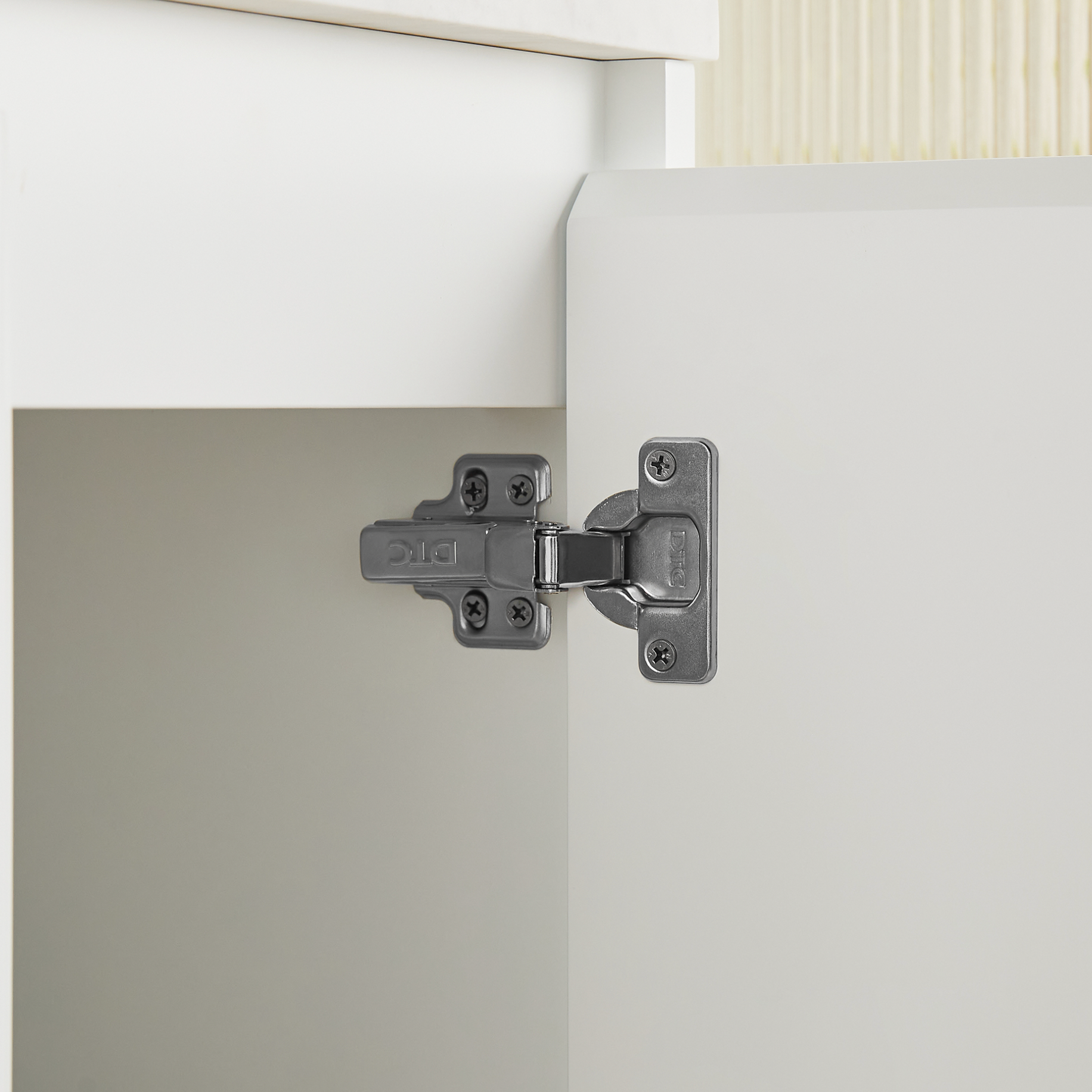 Lukka Crete  Wall Hung  Matte White  PVC Fluted Vanity  600mm