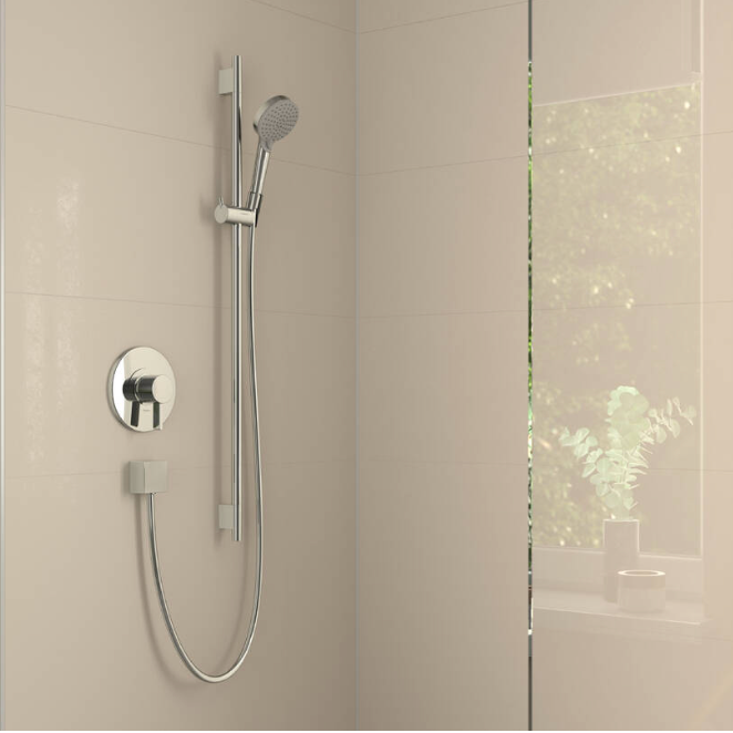 Hansgrohe Unica Shower Bar S Puro  90cm With Isiflex 1.6m Shower hose Chrome