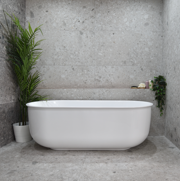 Commercial Grade Thin Edge Acrylic 1500mm Freestanding Bath Gloss White