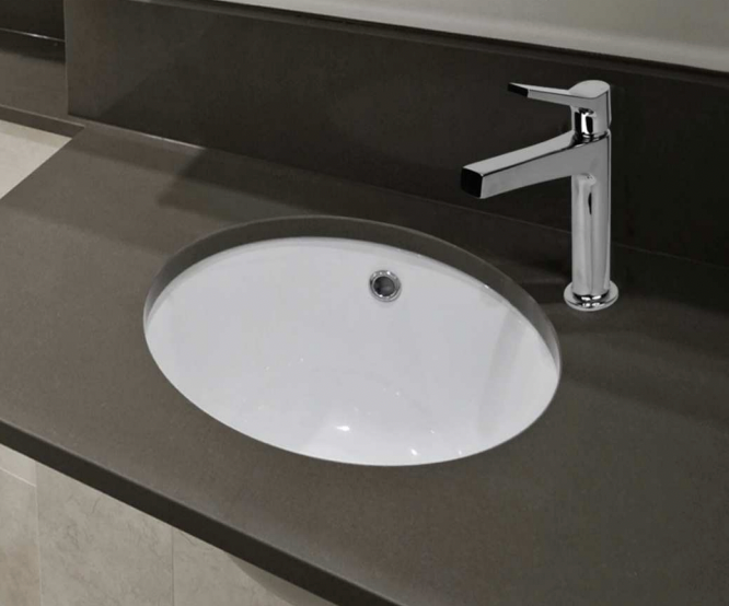 oval undercounter basin with overflow